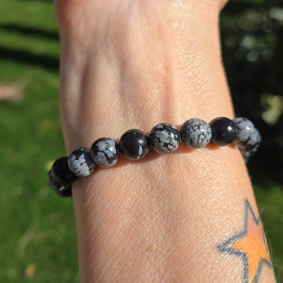 Snowflake Obsidian Gemstone Beaded Bracelet - Picture 4 of 5